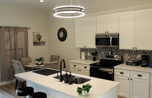 Southeast Houston House | Spacious 4 Bedroom Home Near Medical Center & NRG Stadium