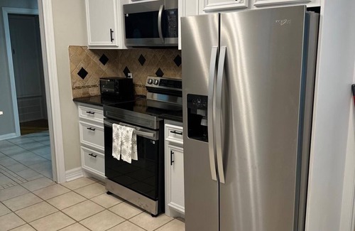 Southeast Houston House | Spacious 4-bedroom house in marvelous Houston with AC, WiFi