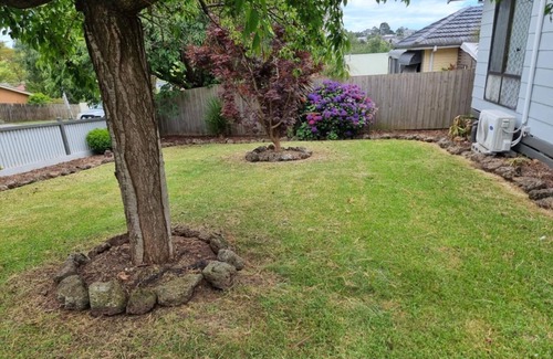 Drouin House | Spacious 4-bedroom house in charming Drouin with AC, WiFi