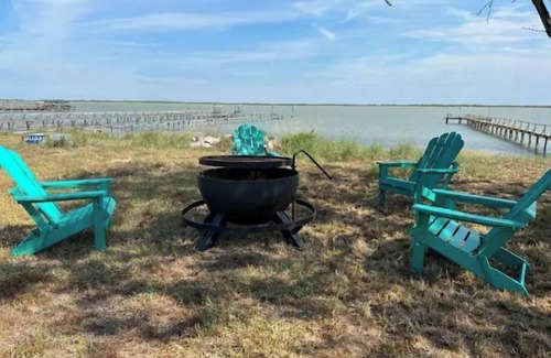 Riviera Beach House | Spacious 4 br getaway. Riviera Beach/Baffin Bay