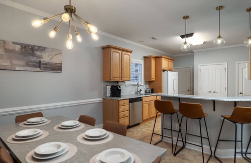 Kernersville House | Spacious 4 BR Home! Sleeps 12- Perfect location with Game Room!