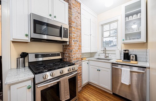 Old North Columbus House | Spacious 4BD 2BA Home Near OSU