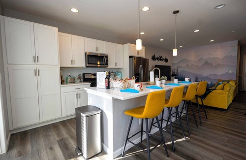 Dupont House | Spacious 4BD Near Denver w/BBQ, Games & Office