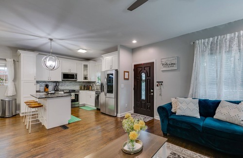 Westview House | Spacious 4BR/3BA Home Near Downtown ATL-Ideal Stay