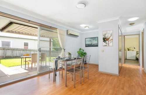 Turramurra House | Spacious 4BR Home Quiet Street Great Location