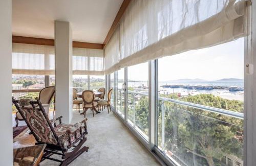 Bostanci Apartment | Spacious 4br Home - Stunning Bosphorus Views! #390