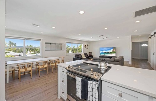 Riviera Beach Apartment | Spacious 4BR on Singer Island
