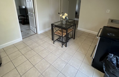 Oxon Hill-Glassmanor House | Spacious 5-bedroom Get-Away deal in charming Fort Washington