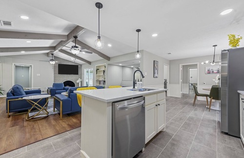 Grand Prairie House | Spacious 5-bedroom w/Pool, in Grand Prairie near AT&T Stadium