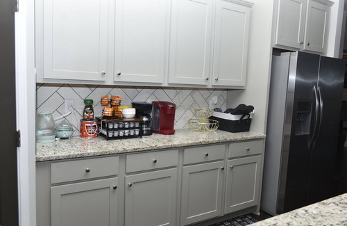 Lawrenceville House | Spacious 5-bedroom house with AC and WiFi in charming Lawrenceville