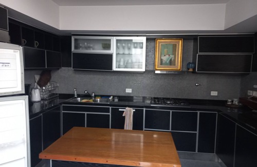 Barracas House | Spacious 5-bedroom house with AC and WiFi in gorgeous San Telmo, Buenos Aires.