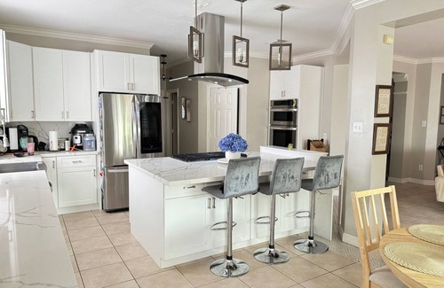 Sugar Land House | Spacious 5-bedroom house with WiFi and fitness room in charming Sugar Land
