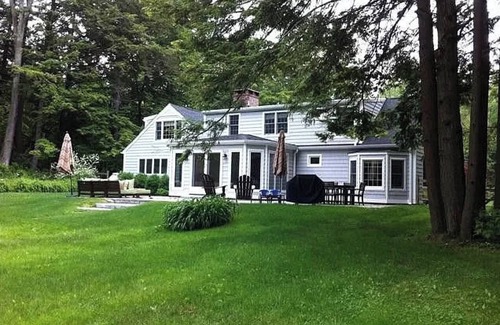 Lakeville House | Spacious 5-bedroom house with Pool on 2 lovely acres