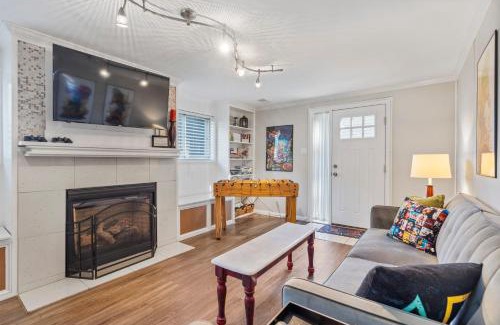 Aspen Hill House | Spacious 5 Bedroom Home in Washington DC Suburb