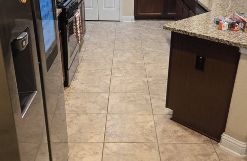 Iowa Colony House | Spacious 5-bedroom house in charming Rosharon with WiFi and fitness room