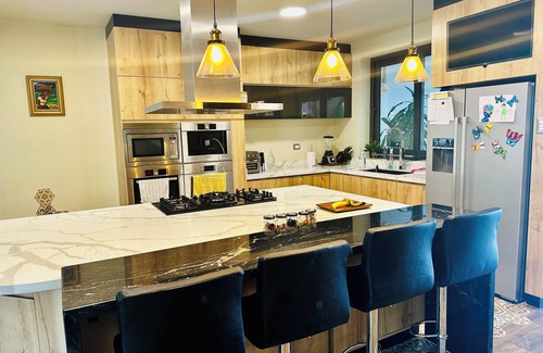 Ica House | Spacious 5-bedroom house with swimming pool in Ica with bar, fitness room, AC.