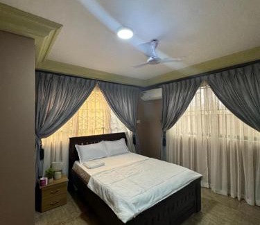 Nungua House | Spacious 5-Bedroom Private Home