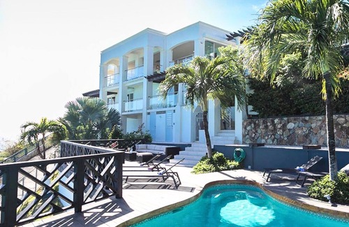Philipsburg Villa | Spacious 5-bedroom villa in fabulous Philipsburg with WiFi, AC and Private Pool