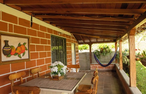 Guarne Villa | Spacious 5-bedroom villa in Guarne-15 min from airport Jose Maria Cordova