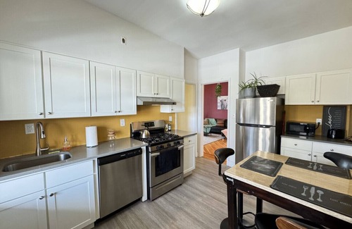 Weehawken Apartment | Spacious 5 br 2 and a half bath with NYC views and parking