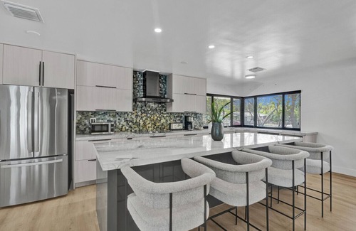 Biscayne Park House | Spacious 5BR Miami Oasis w/Pool