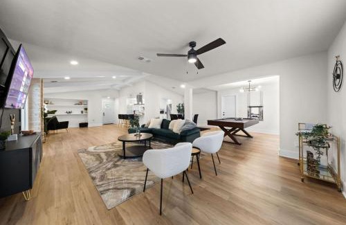 North San Antonio - SAT House | Spacious 6 Bed House Pet Friendly AFB