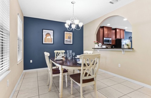 Cypress Pointe Villa | Spacious 6BR Villa w/Pool, Game Room & Loft – 15 Mins to Disney