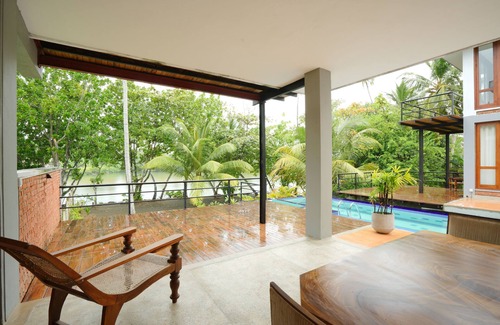 Kathaluwa Villa | Spacious 7-bedroom cozy villa in delightful Koggala with AC, WiFi