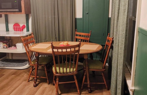 Farrandsville House | Spacious 7-bedroom house across from University and close to Downtown Lock Haven