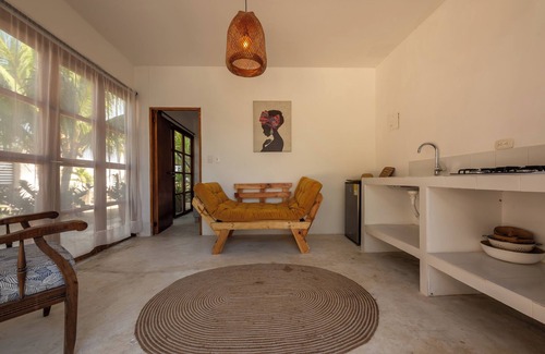 Bocachica House | Spacious 8-bedroom villa in welcoming Bocachica