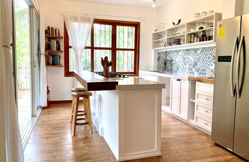 Bahia de la Academia House | Spacious and Beautiful home in the Galapagos Islands