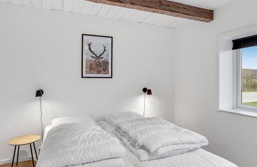 Pandrup House | Spacious and beautiful cottage with many employment opportunities for the whole family.