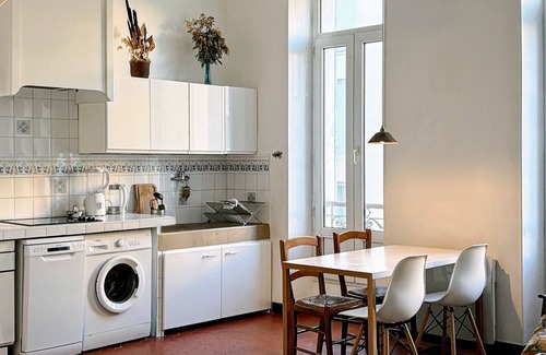 7th Arrondissement Apartment | Spacious and Bright Apartment, Near Vieux Port & Endoume 🌞