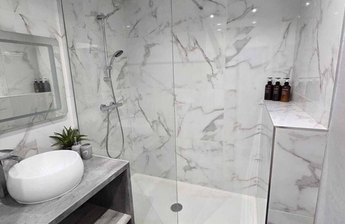 Sarcelles Apartment | Spacious and bright apartment in Sarcelles