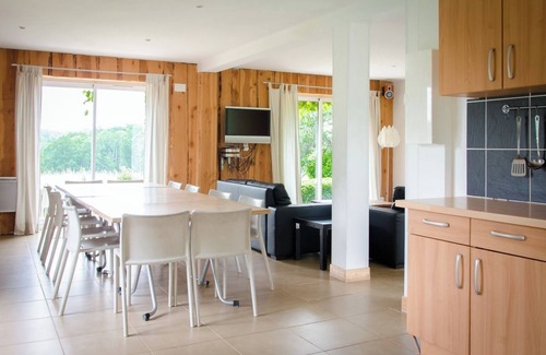 Angoisse House | Spacious and bright holiday home in the heart of Périgord, terrace, pool & nature