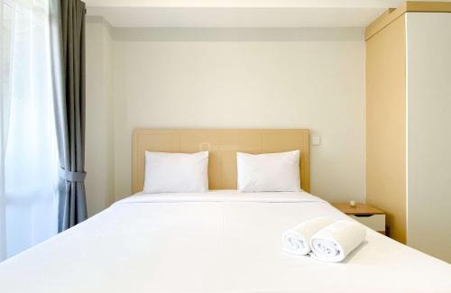 Cikarang Apartment | Spacious and Combined 1BR Vasanta Innopark Apartment By Travelio