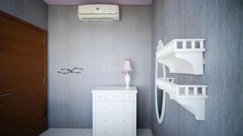 Surabaya Apartment | Spacious and Comfy 2BR Apartment at Aryaduta Residence Surabaya By Travelio