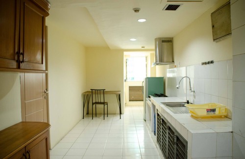 Old Jakarta Apartment | Spacious And Homey 3Br At Kondominium Rajawali Apartment