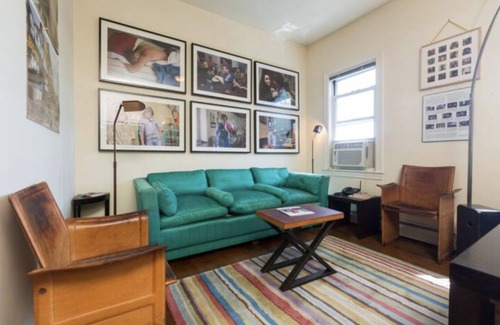 Port Morris Apartment | Spacious and Luminous Guest Suite Apartment & Office on Floor 2 of a Townhouse