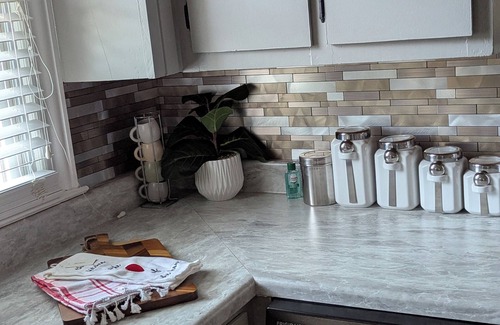 Fountain House | Spacious and Modern 5-bedroom Historic House in Charming Fountain NC!