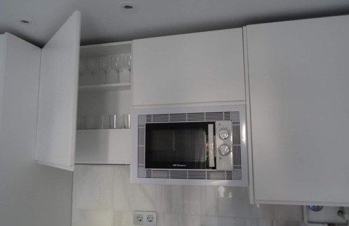 Centro - Sagrario Apartment | Spacious and modern Apartment with free parking in the heart of Granada 3