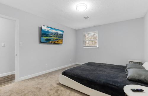 Valley Falls House | Spacious and private home at Boiling Springs