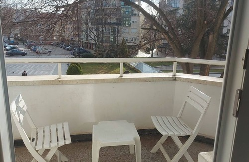 Ruse Center Apartment | Spacious and sunny 6-bedroom apartment with AC ,WiFi in the center of Ruse