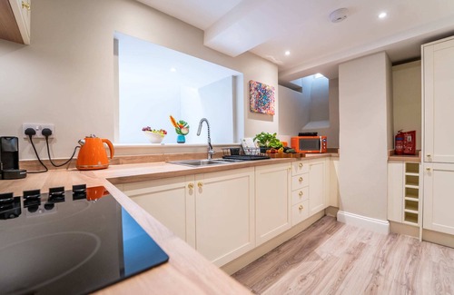 Great Yarmouth Apartment | Spacious Apartment - Town Centre - Parking - 2 Bedrooms