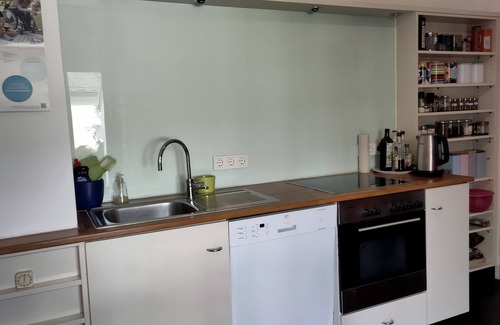 Langen Apartment | Spacious apartment in a small 50s villa with large garden and fireplace