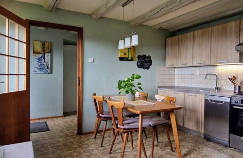 Kambresko Apartment | Spacious Apartment in an old Farmhouse in Nature