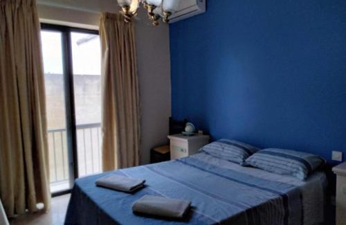 Marsalforn Apartment | Spacious apartment in Marsalforn, Gozo