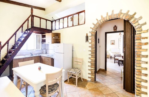 Paleokastritsa Apartment | Spacious Apartment in Paleokastrites