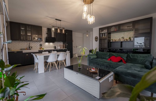 Ginko Apartment | Spacious apartment near the beach