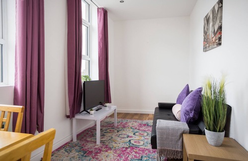 Wakefield Apartment | Spacious apartment offers comfort of your own home in the heart of Wakefield .